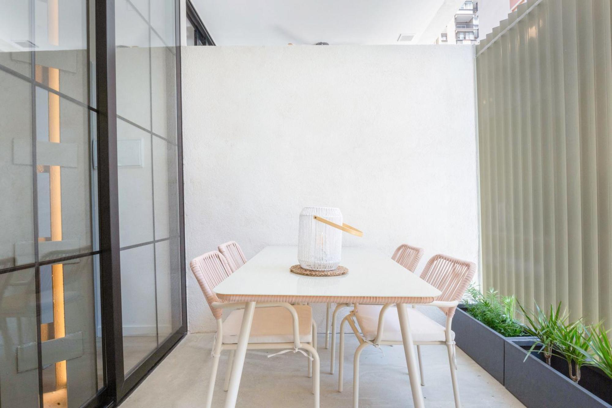 Mestalla Flats By Nomad Host Валенсия Екстериор снимка